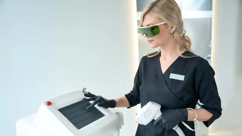 Bikini Bölgesi Lazer Epilasyon